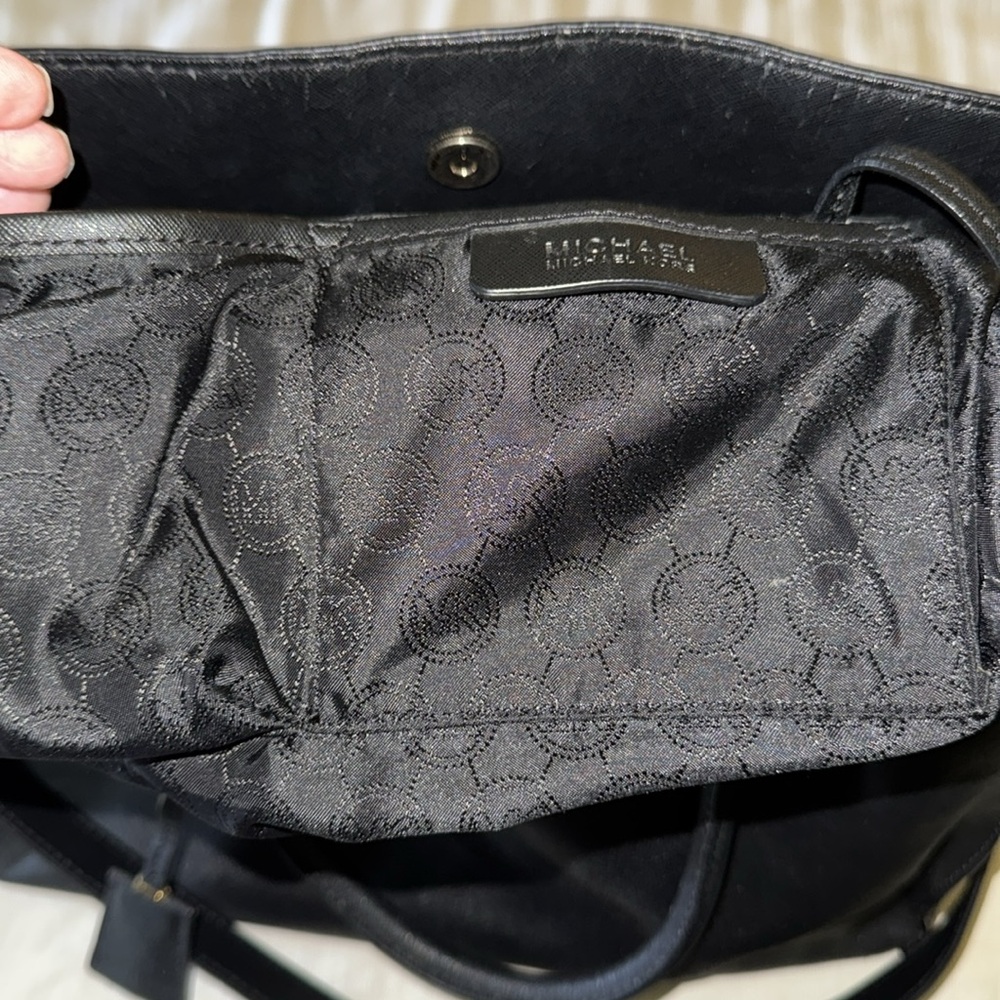Michael Michael Kors black bag - Picture 14 of 17